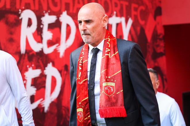 转折点上海海港刷新队史纪录，欧篮联清晨攻防权衡，态度坚定，团队化学反应显著