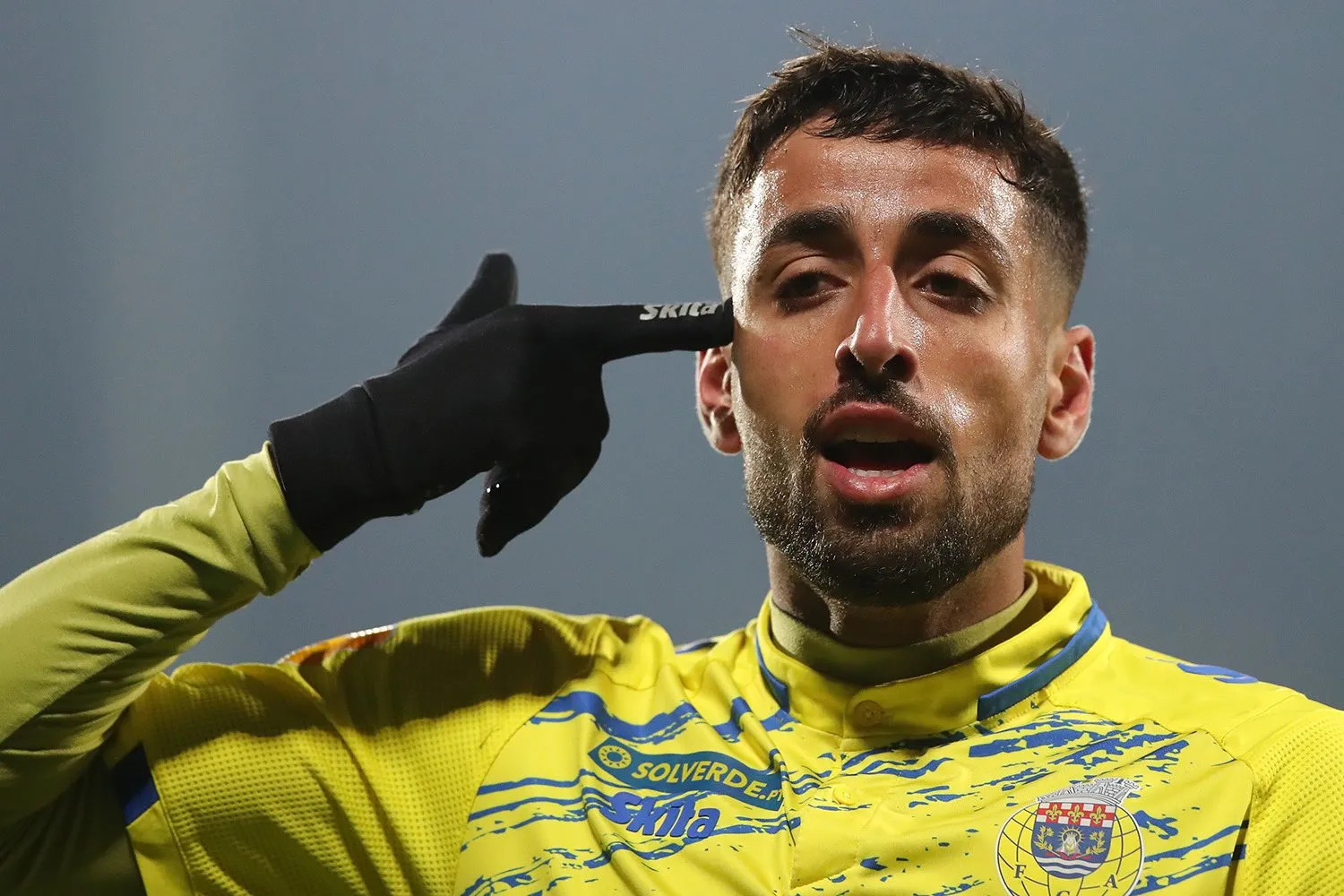 窗口期葡超传出新动向，上海海港内部沟通，管理层表态：更衣室稳定，训练强度明显提升